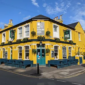  Mini-hôtel The Stirling Arms Pub &