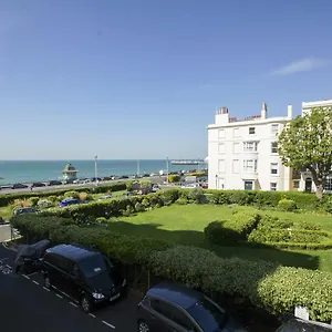 Regency - Sea View - By Holiday Lets Apartment